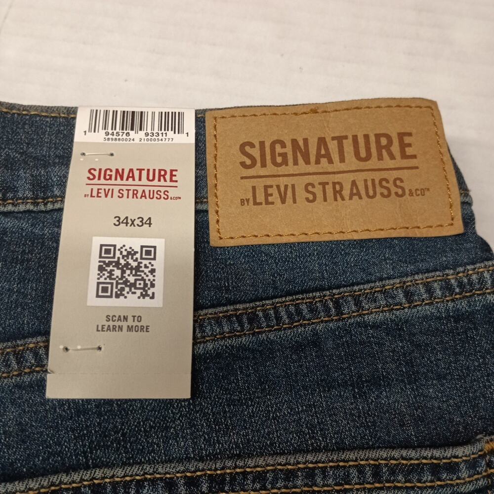 Signature By Levi Straight Jeans Men's 34x34 Blue Denim Super Flex Fabric - Picture 2 of 9